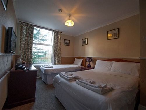 Gomersal Lodge Hotel Cleckheaton Esterno foto